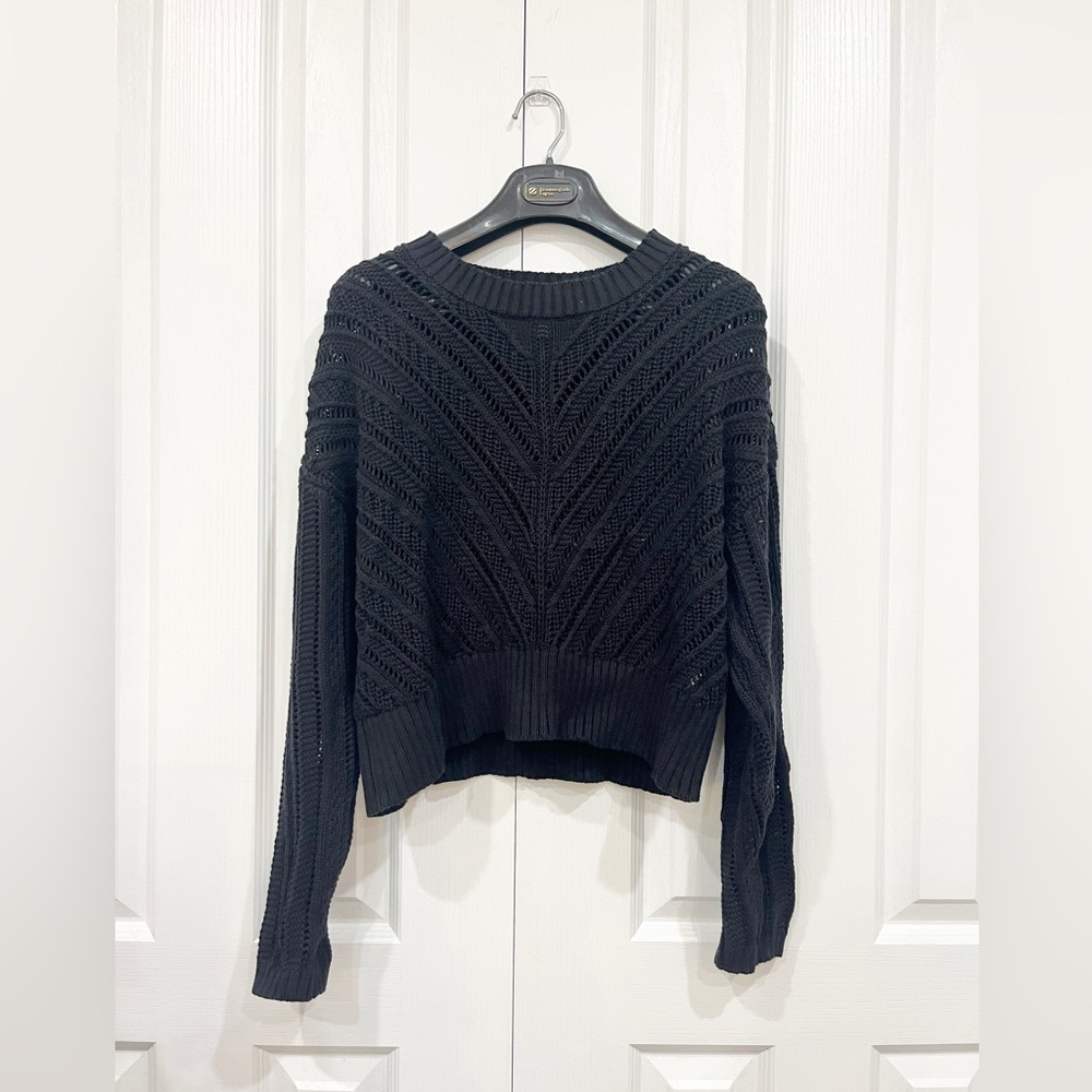 Old Navy | Cropped Chevron Open-Knit Sweater | black | XS Petite